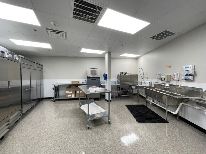 More Photos Of 25807 I-45, Spring Lodge Meeting Hall For Sale