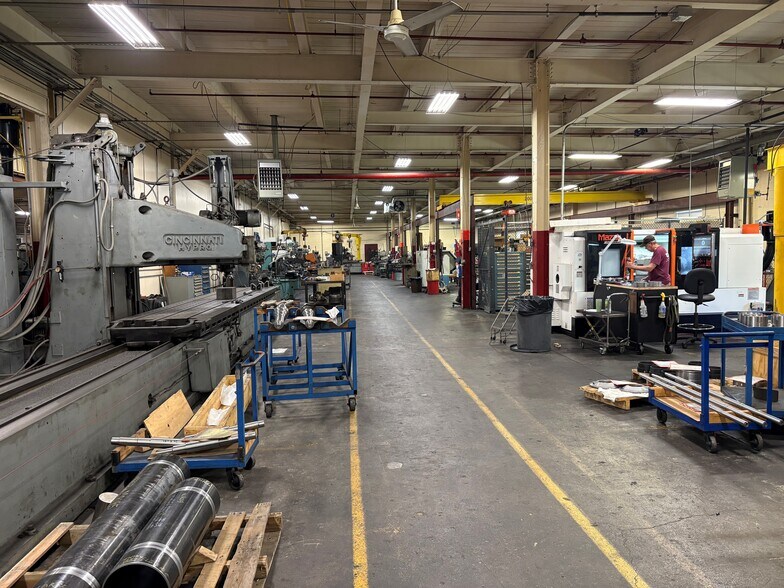 More Photos Of 720 Sheridan Dr, Easton Industrial For Lease
