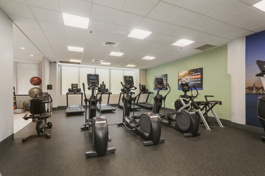 More Photos Of 1 Market St, Camden Apartments For Lease