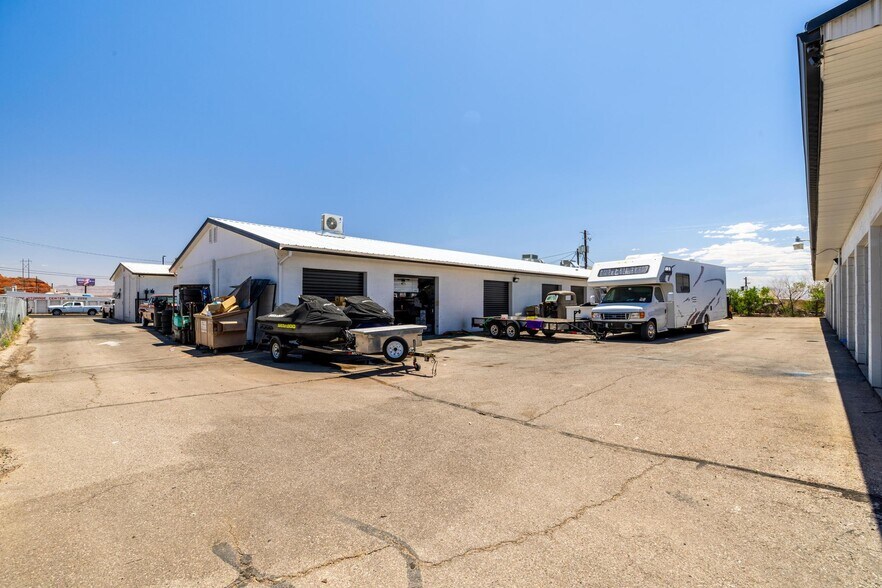More Photos Of 511 N 1300 E, St George Warehouse For Sale