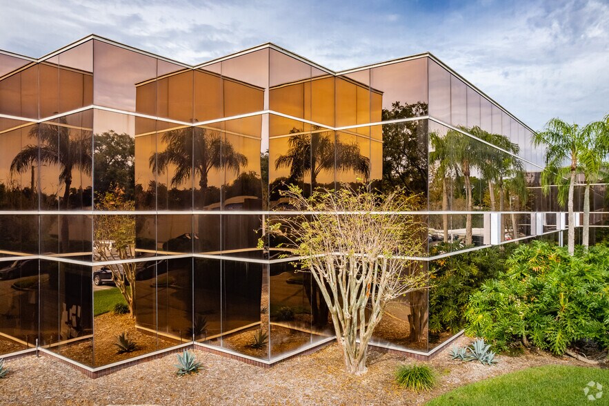 More Photos Of 3903 Northdale Blvd, Tampa Coworking Space