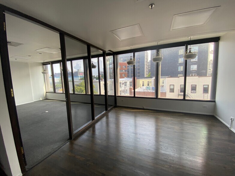 More Photos Of 1143 47th Ave, Long Island City Medical For Lease