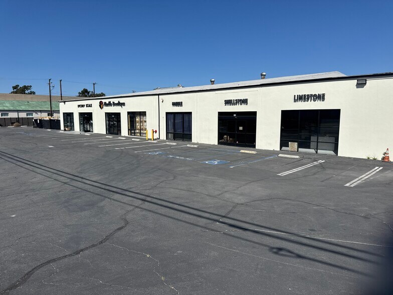 More Photos Of 309-323 E Ball Rd, Anaheim Showroom For Sale