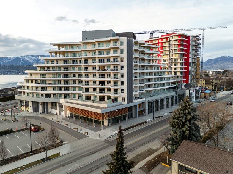More Photos Of 3300 - 3340 Lakeshore rd, Kelowna Apartments For Lease