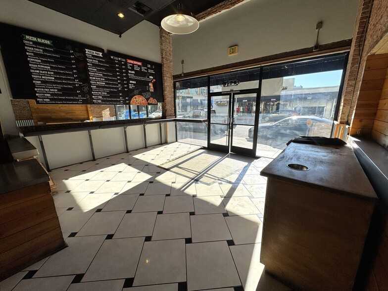 More Photos Of 223-231 E 9th St, Los Angeles Storefront For Lease