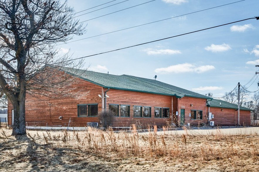 More Photos Of 20454 Highway 65 NE, East Bethel Restaurant For Sale