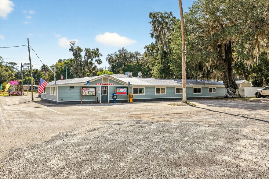 More Photos Of 765 3rd Ave, Welaka Restaurant For Sale