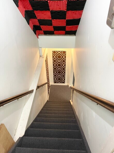 More Photos Of 377 Main St, Center Moriches Storefront Retail Office For Sale