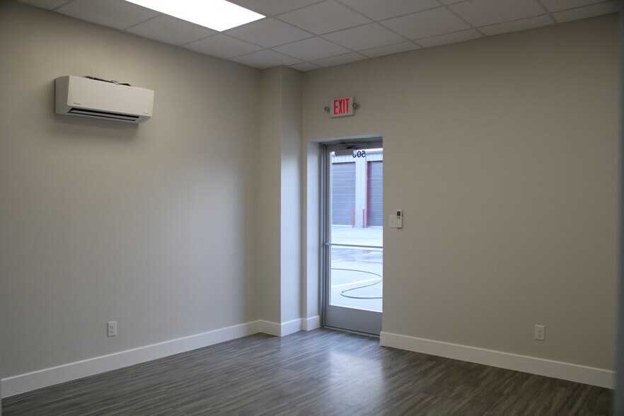 More Photos Of 21631 Rhodes Rd, Spring Unknown For Lease