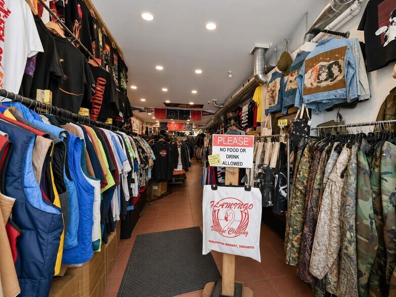 More Photos Of 193 1/2 Baldwin St, Toronto Storefront Retail Residential For Sale