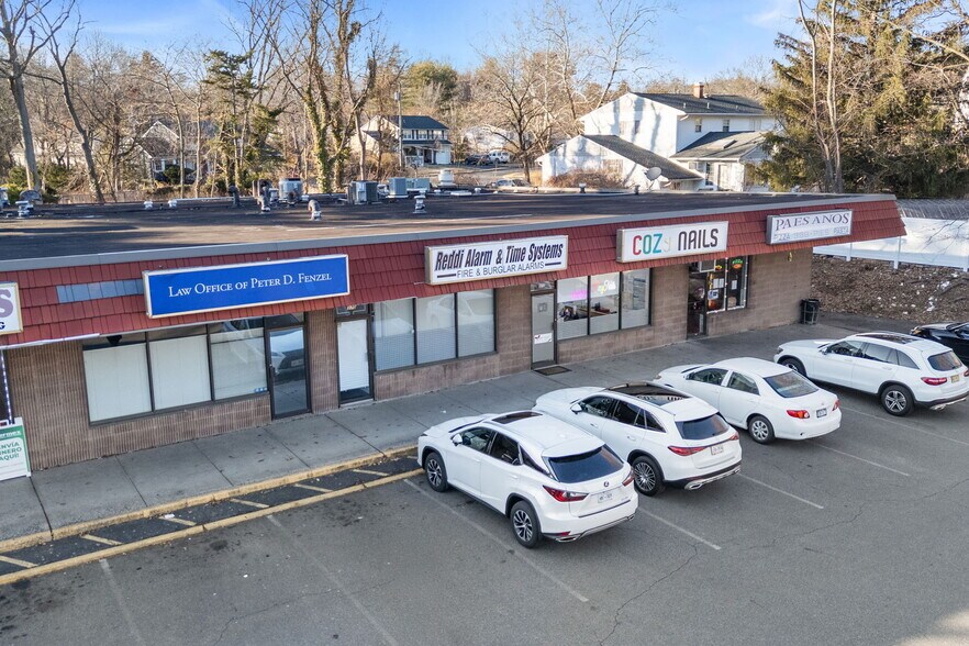 More Photos Of 362-374 Western Hwy, Tappan Freestanding For Lease