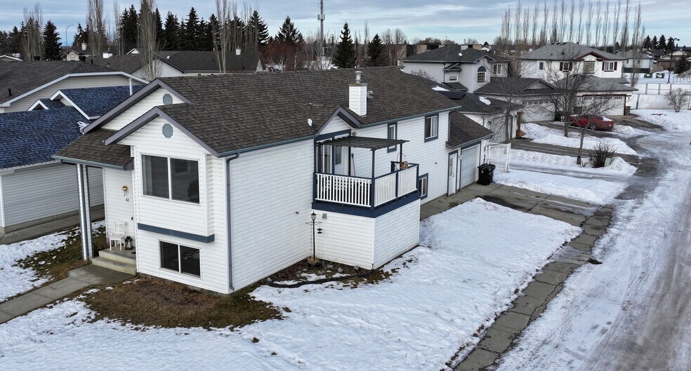Primary Photo Of 62 Landsdowne Dr, Spruce Grove Daycare Center For Sale