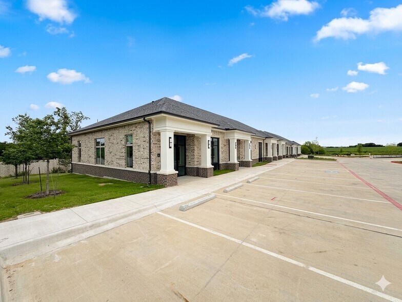 More Photos Of 2120 Prairie Dr, Prosper Medical For Sale