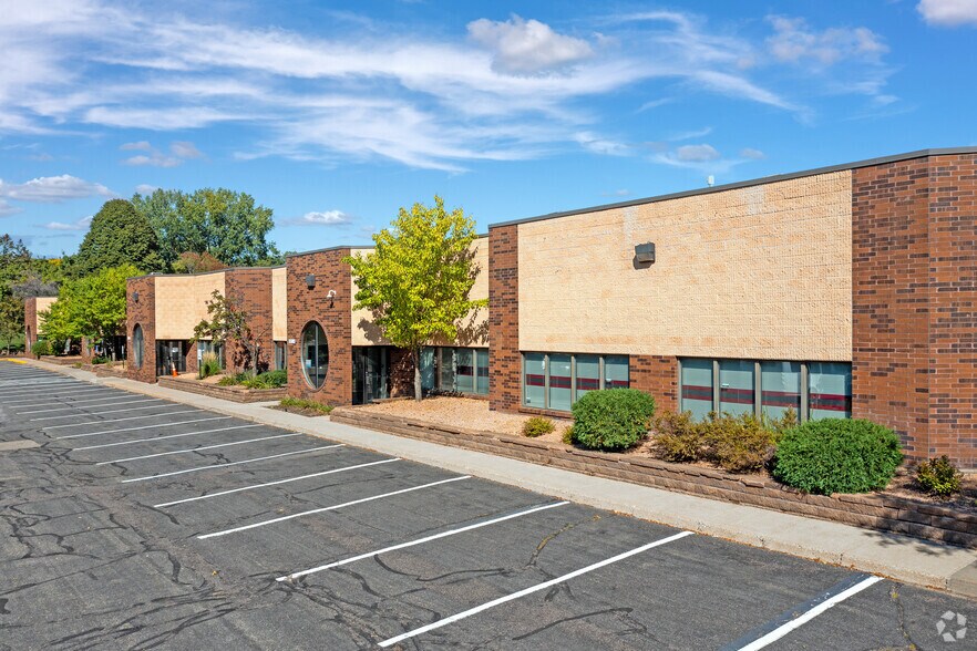 Primary Photo Of 5575-5599 W 78th St, Edina Research And Development For Lease