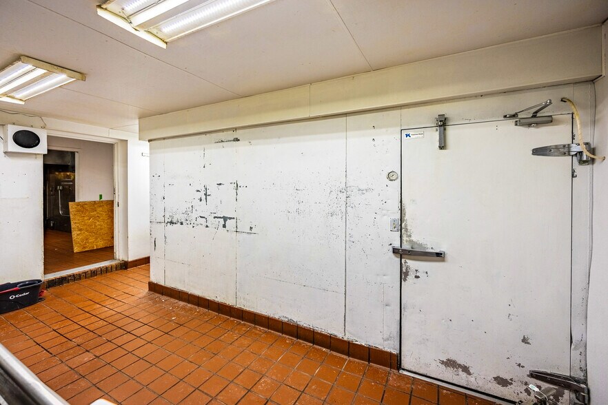 More Photos Of 1457 South St, Wheatland Fast Food For Sale
