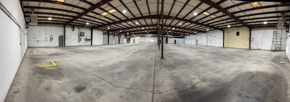 More Photos Of 9335 Industrial Trace, Alpharetta Warehouse For Lease