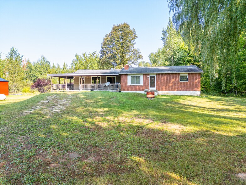 More Photos Of 5852 County Line Rd, Coleman Specialty For Sale