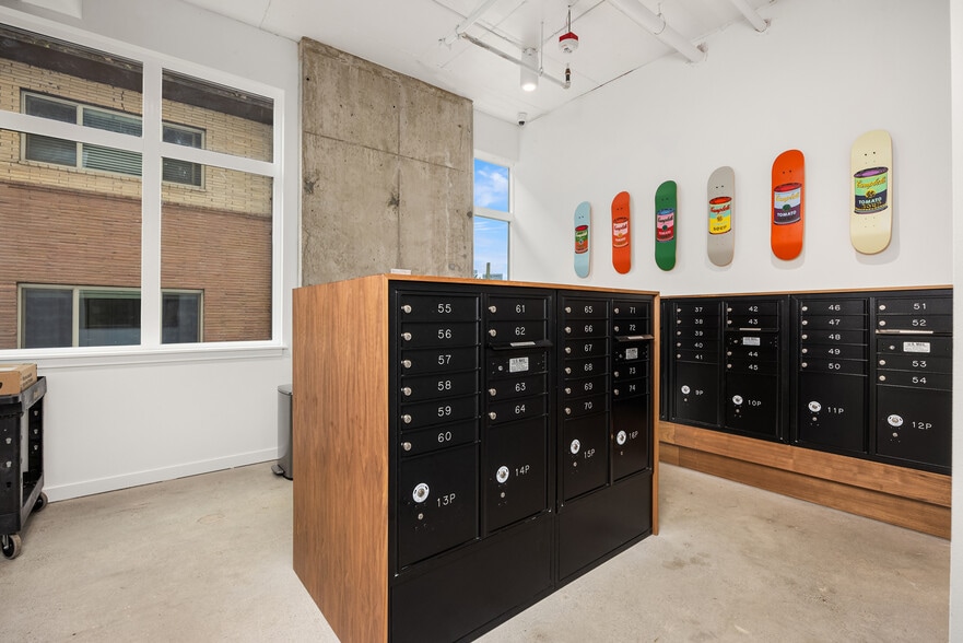 More Photos Of 421 Belmont Ave E, Seattle Apartments For Sale