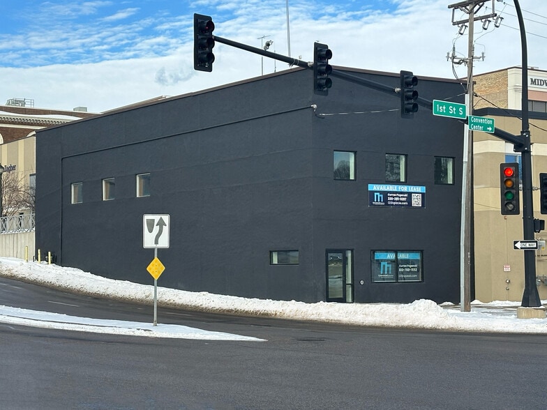 Primary Photo Of 915-925 1st St S, Saint Cloud Loft Creative Space For Lease