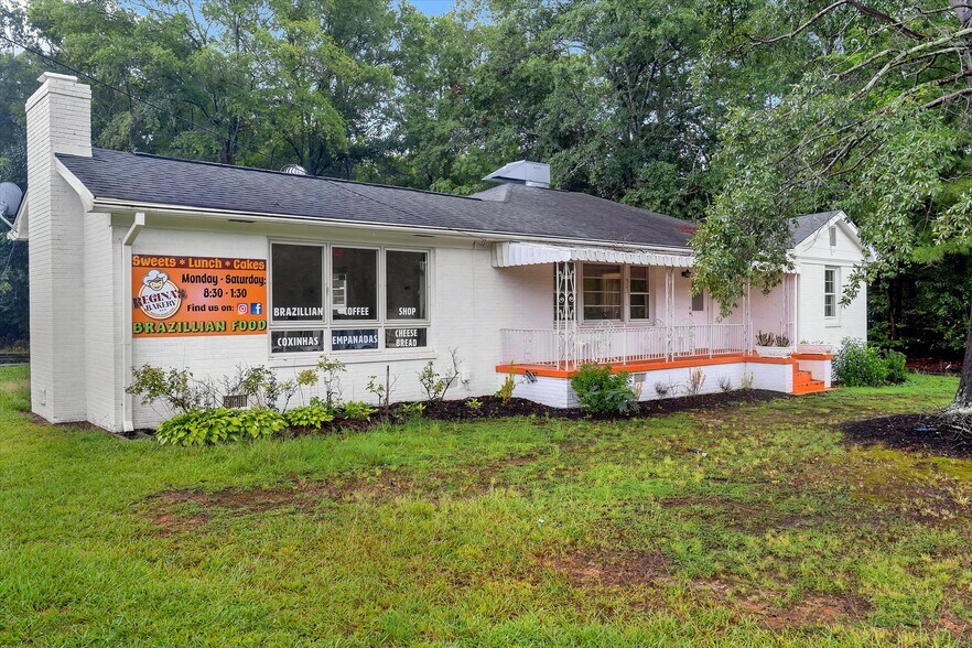 More Photos Of 323 W Georgia Rd, Simpsonville Restaurant For Sale