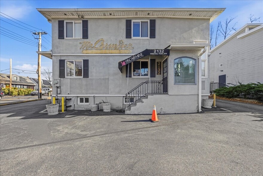 More Photos Of 2132 Central Park Ave, Yonkers Freestanding For Sale