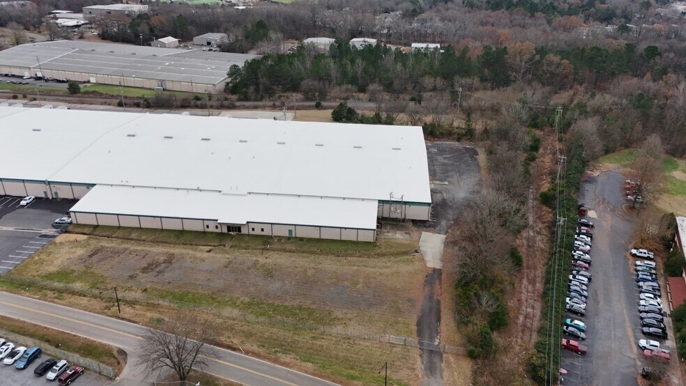 More Photos Of 1953 Langston St, Rock Hill Distribution For Lease
