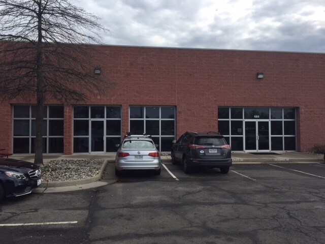 More Photos Of 22800 Executive Dr, Dulles Town Center Flex For Lease