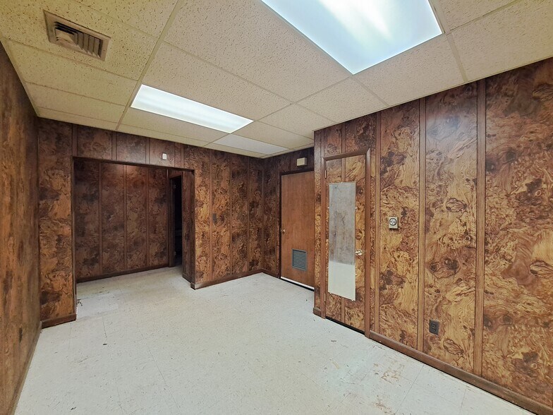 More Photos Of 41-43 Paterson Ave, Paterson Apartments For Sale