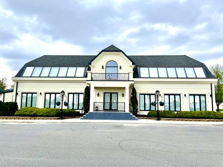 More Photos Of 141 Mansion Ave, Staten Island Restaurant For Sale