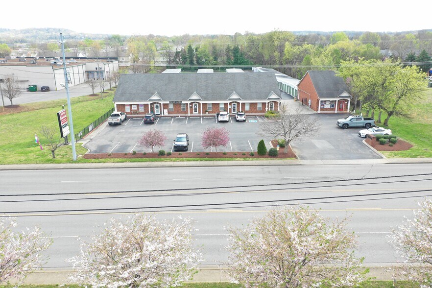 More Photos Of 143 Veterans Pky, Murfreesboro Office For Lease