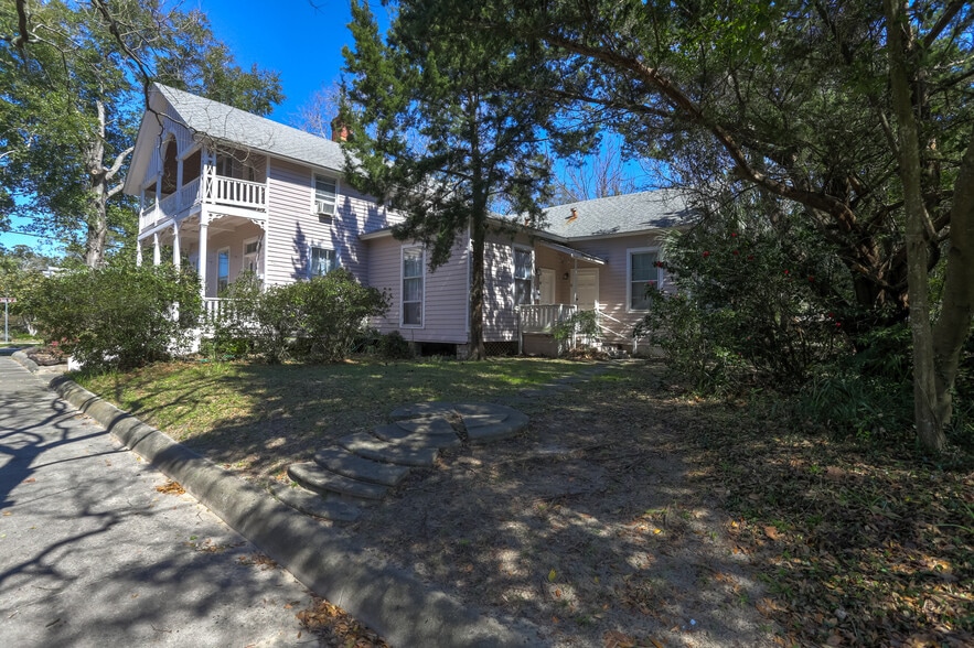 More Photos Of 522 N 7th Ave, Pensacola Multifamily For Sale