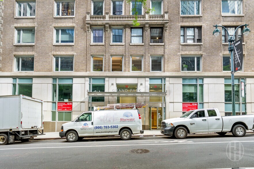 More Photos Of 104-110 E 40th St, New York Medical For Sale