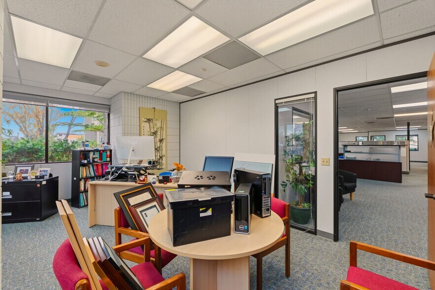 More Photos Of 992 S De Anza Blvd, San Jose Office For Lease