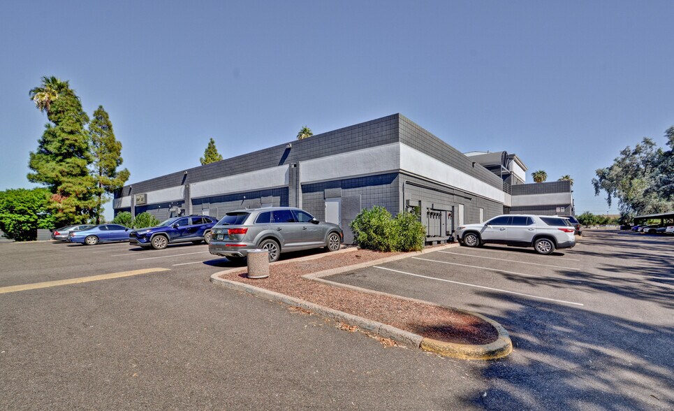 More Photos Of 2330 N 75th Ave, Phoenix Office For Lease