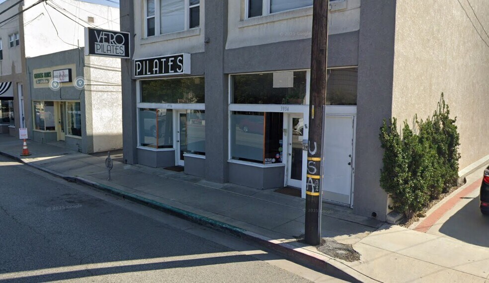 Primary Photo Of 3932-3934 E 4th St, Long Beach Storefront For Lease