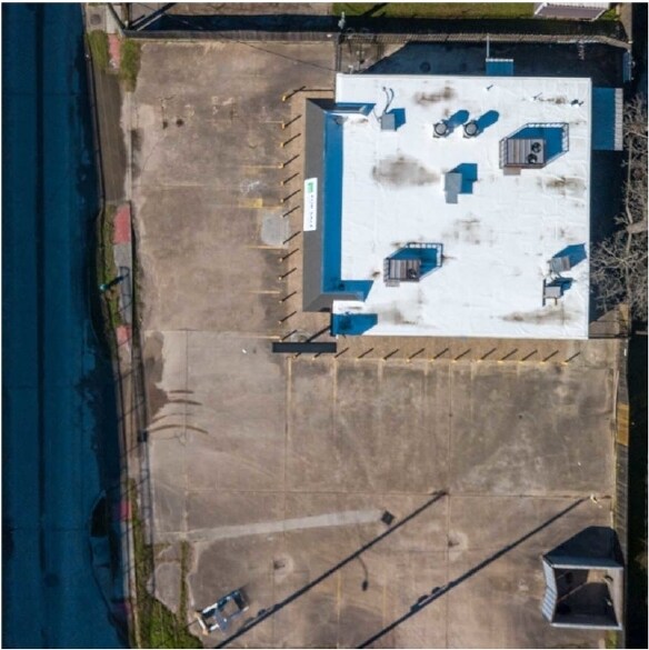 More Photos Of 7635 Ley Rd, Houston Freestanding For Sale