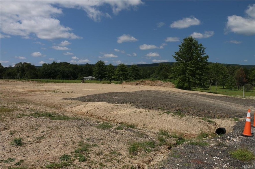 More Photos Of 269 Stone Schoolhouse Rd, Bloomingburg Land For Lease