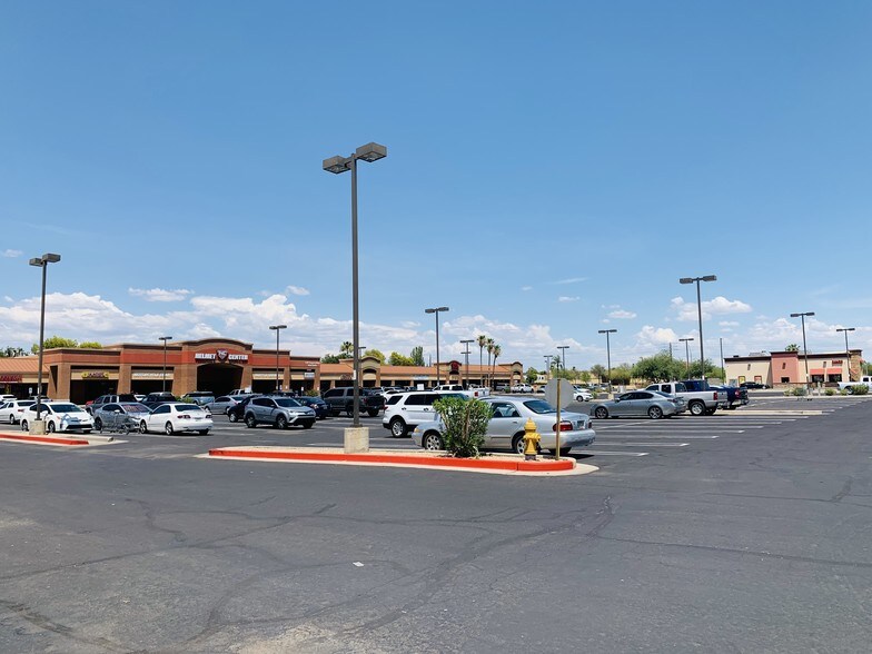 More Photos Of 4300-4410 W Union Hills Dr, Glendale Unknown For Lease