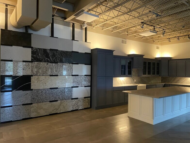 More Photos Of 3841 Ranch Road 620 S, Austin Light Distribution For Lease