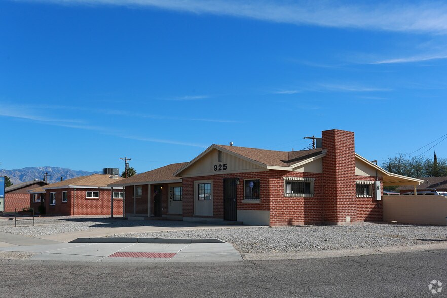 More Photos Of 921-925 S Craycroft Rd, Tucson Loft Creative Space For Sale