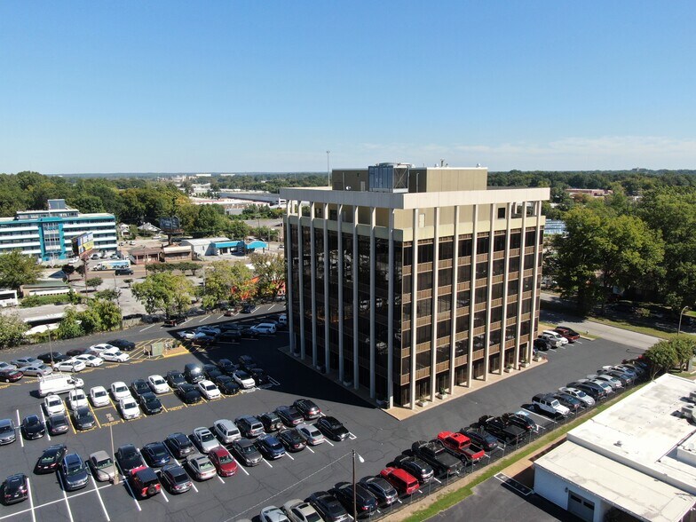 More Photos Of 2714 Union Avenue Ext, Memphis Office For Sale