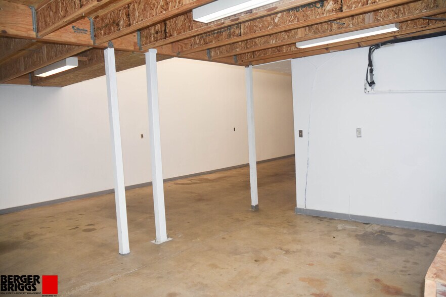 More Photos Of 6310 Edith Blvd NE, Albuquerque Warehouse For Lease