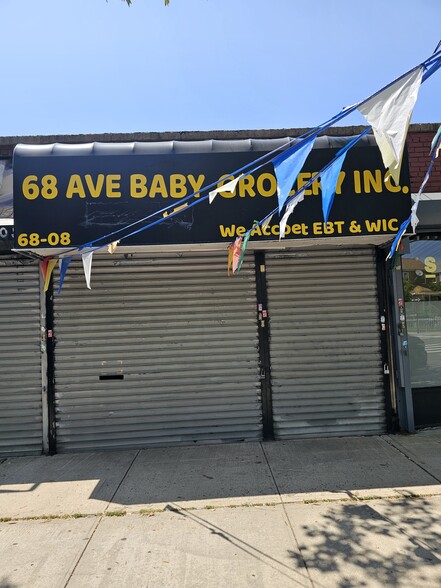 Primary Photo Of 6802-6828 Fresh Meadow Ln, Fresh Meadows Storefront For Lease