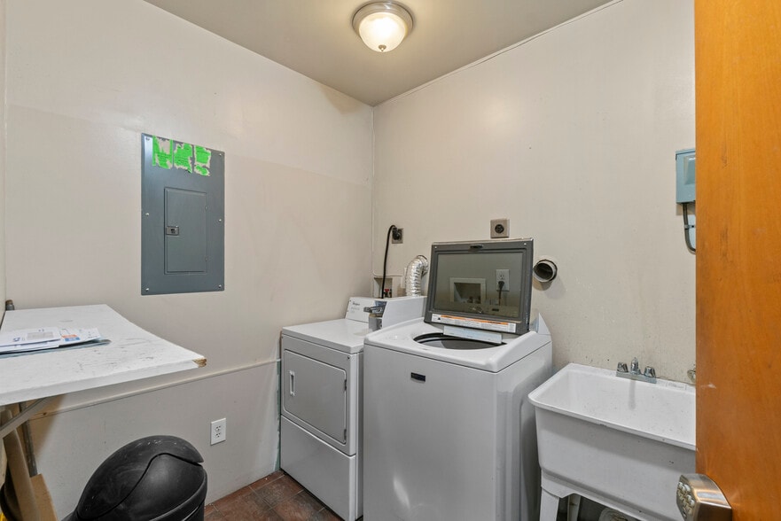 More Photos Of 3344 E Baltimore St, Baltimore Storefront Retail Residential For Sale