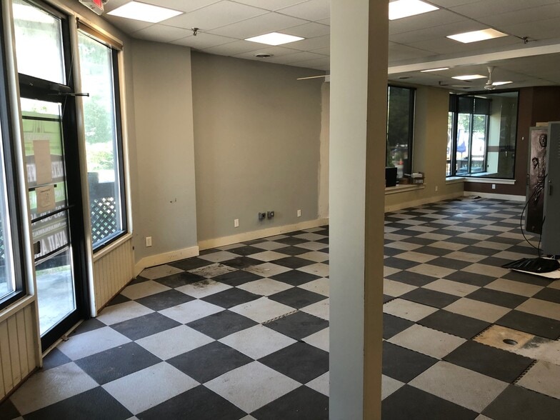 More Photos Of 4348 Culver Rd, Rochester Storefront Retail Office For Lease