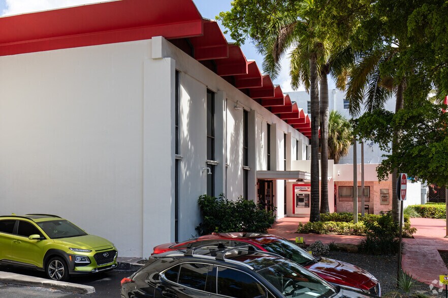 More Photos Of 930 Washington Ave, Miami Beach Office For Sale