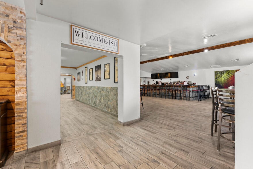 More Photos Of 93 S Hall St, LaBelle Restaurant For Sale