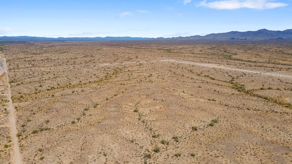 More Photos Of 31900 Camelback rd, Tonopah Land For Sale