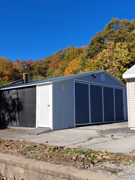 More Photos Of 184 N Main St, Norwich Restaurant For Sale