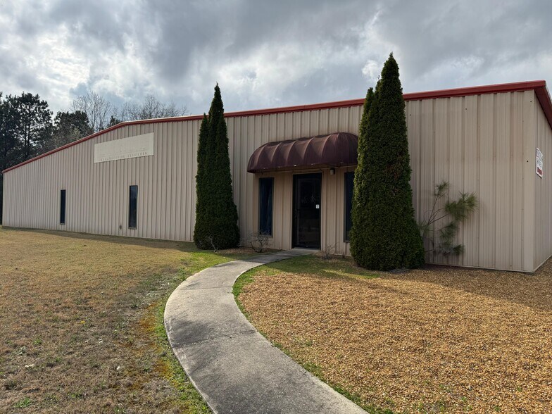More Photos Of 10626 AL Highway 69, Arab Industrial For Lease